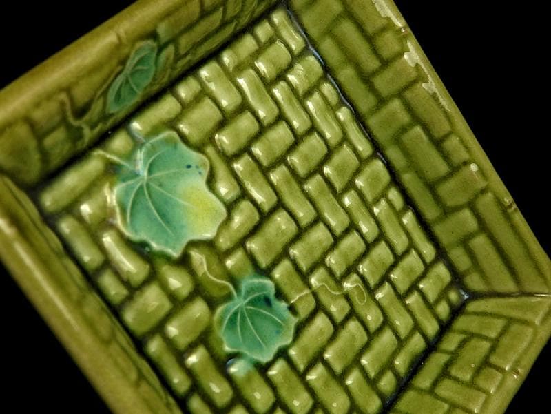 珉平焼　淡路焼　蔦図に網代の図　手塩皿　角皿　２枚　C386 AS-CIh