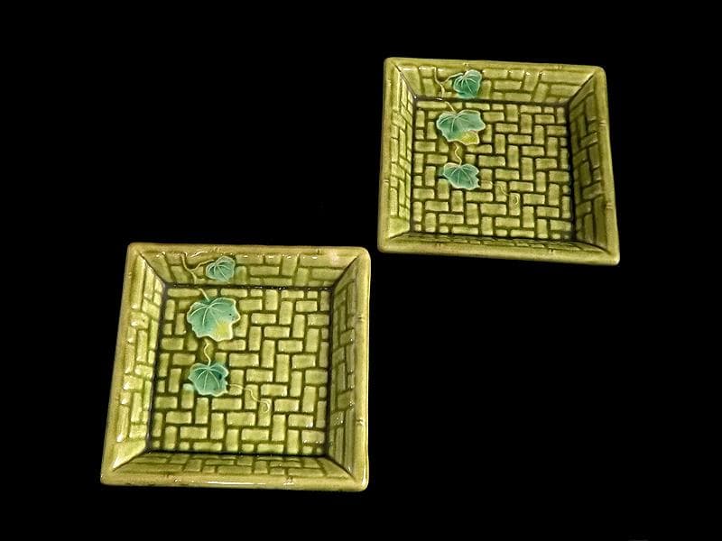 珉平焼　淡路焼　蔦図に網代の図　手塩皿　角皿　２枚　C386 AS-CIh