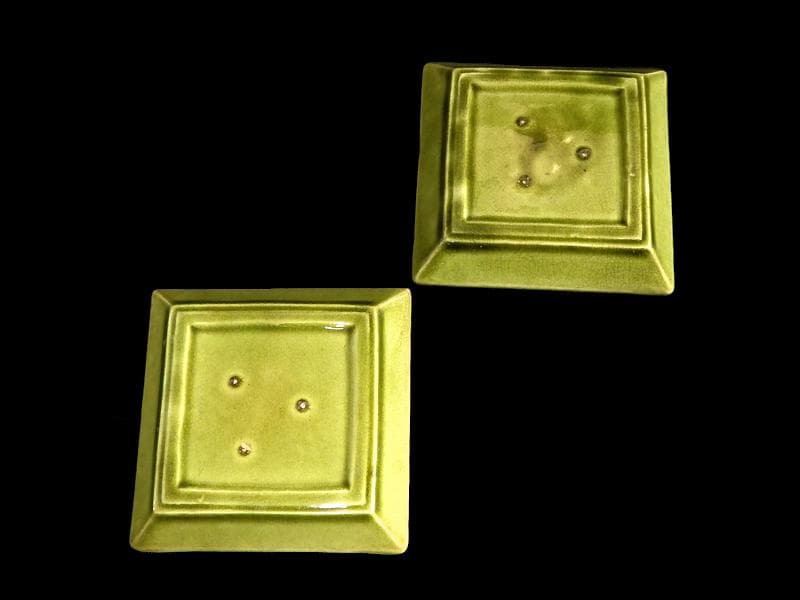 珉平焼　淡路焼　蔦図に網代の図　手塩皿　角皿　２枚　C386 AS-CIh