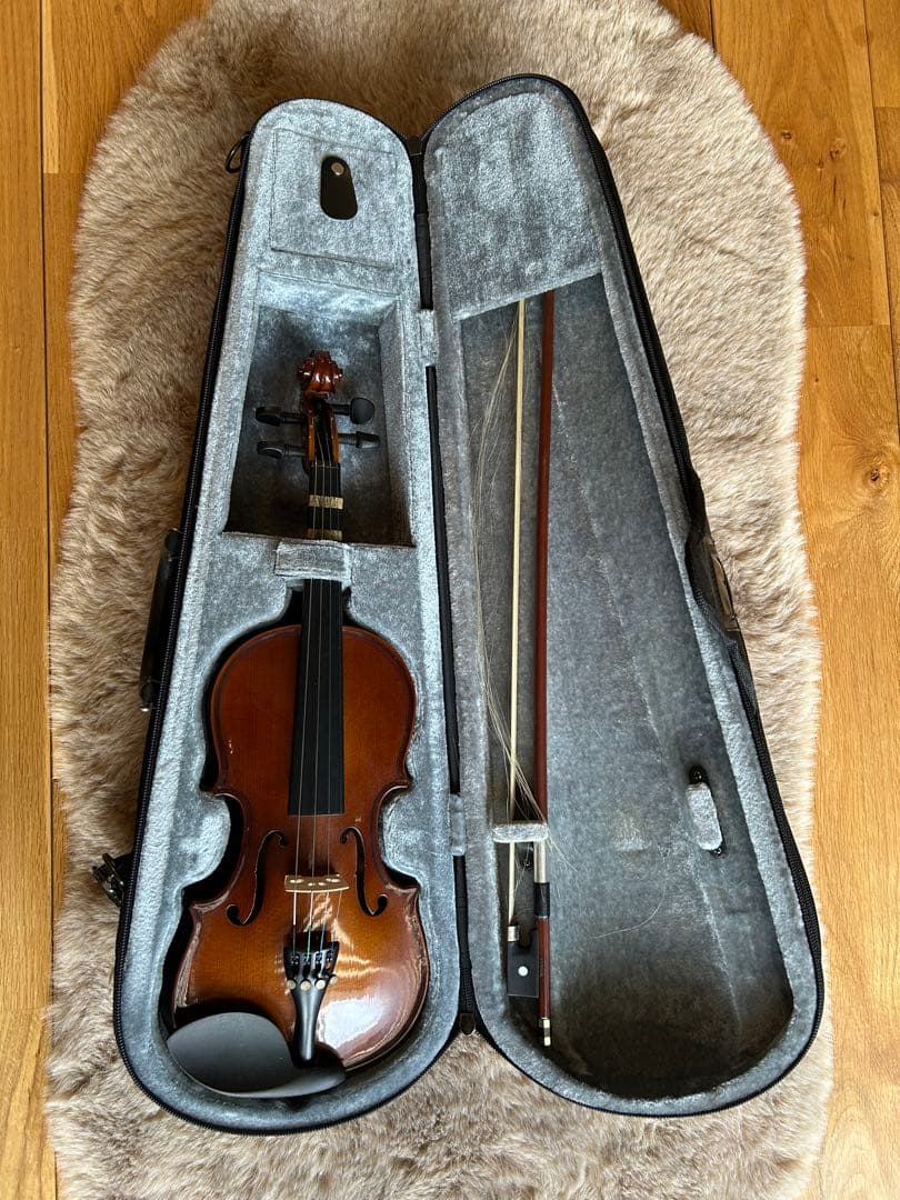 月末値下げ‼︎ 要メンテSynwin バイオリン 1/8 ケース、松ヤニ、肩当て