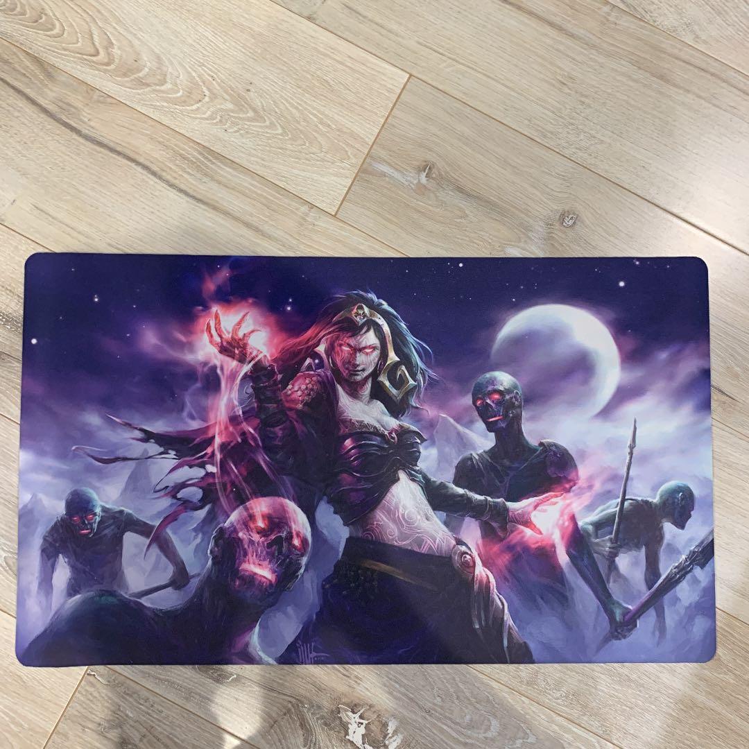 MTG リリアナ　プレイマット　値下げ中