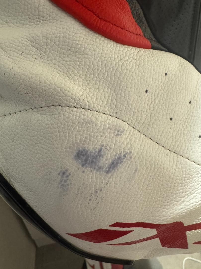 Ixon Vortex 2 1ピースオートバイレザースーツ