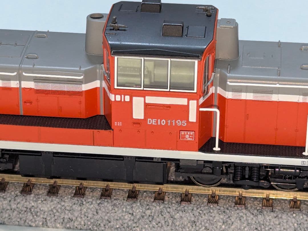 KATO　DE10　HO　【1-703】　パーツ、インレタ取付済み