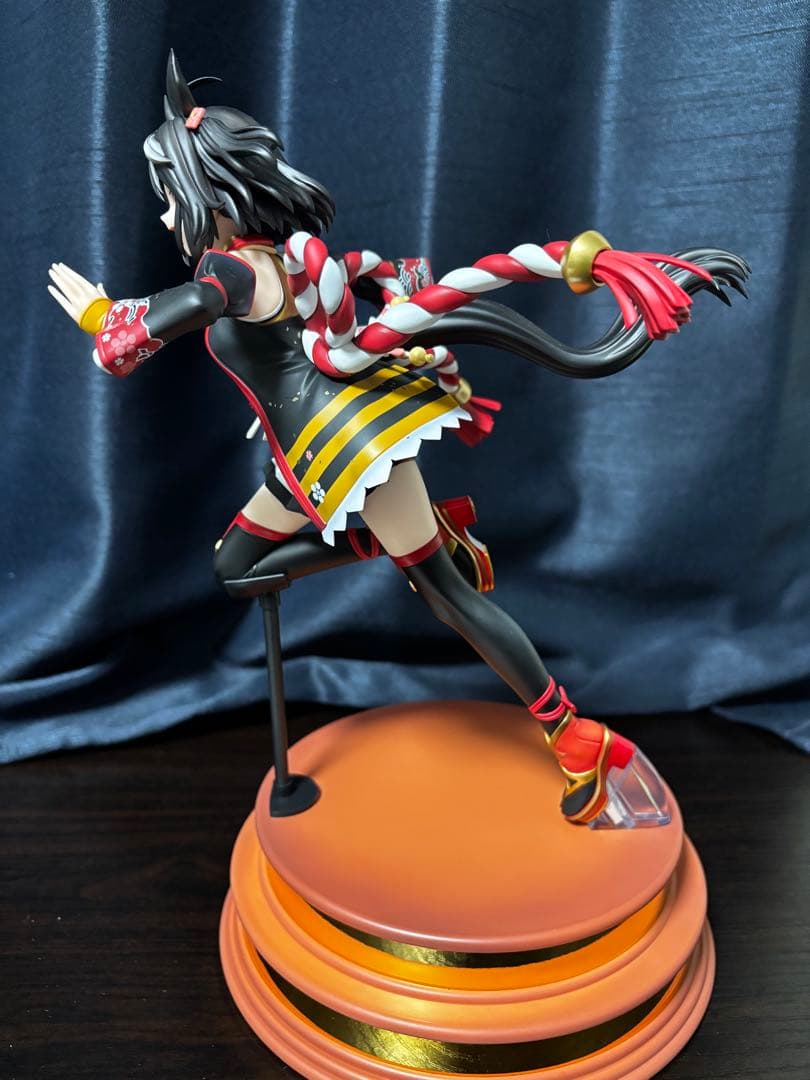 ウマ娘　キタサンブラック　1/7スケールフィギュア