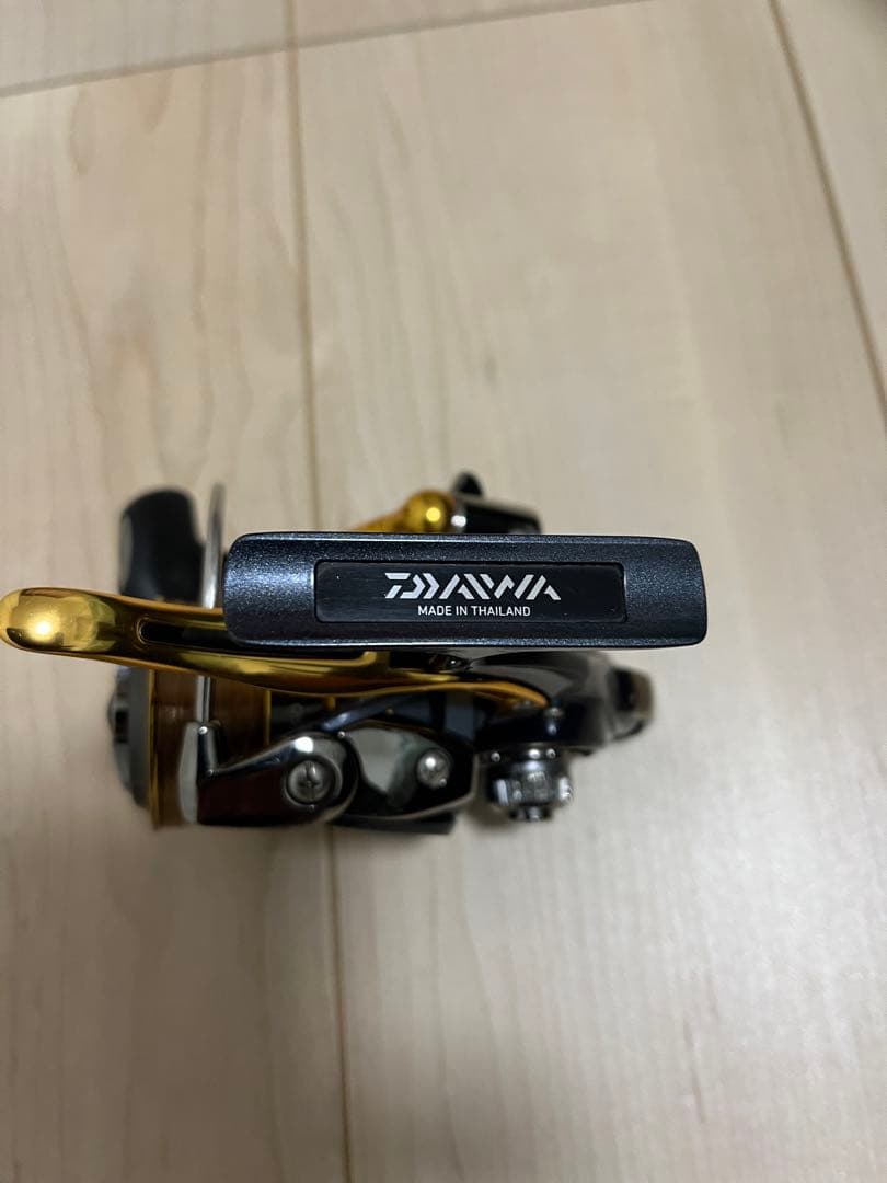 あかさ  ダイワ　PLAISO2500HーLBD