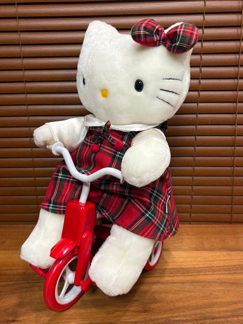 新品☆廃業した玩具店に飾ってあった ☆ハローキティメロディさんりんしゃ◎動作OK