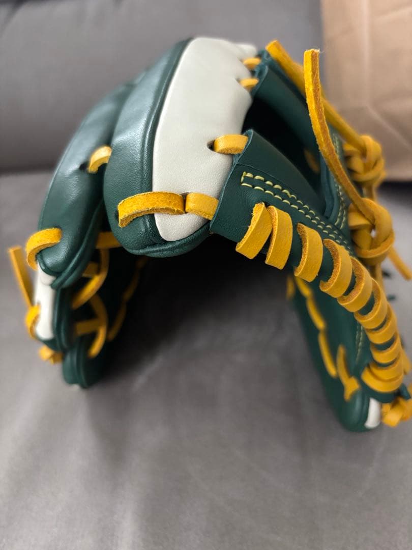 三連休特価　ミズノ　グローバルエリート　軟式グローブ　左投げ　内野手用　左