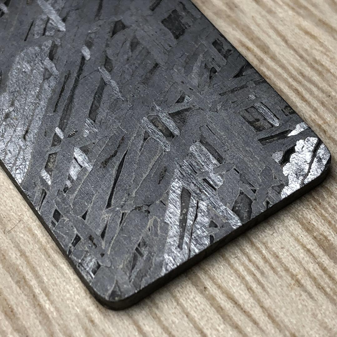 アルタイ隕石　 鉄隕石　メテオライト　ペンダントトップ　重さ約22ｇ