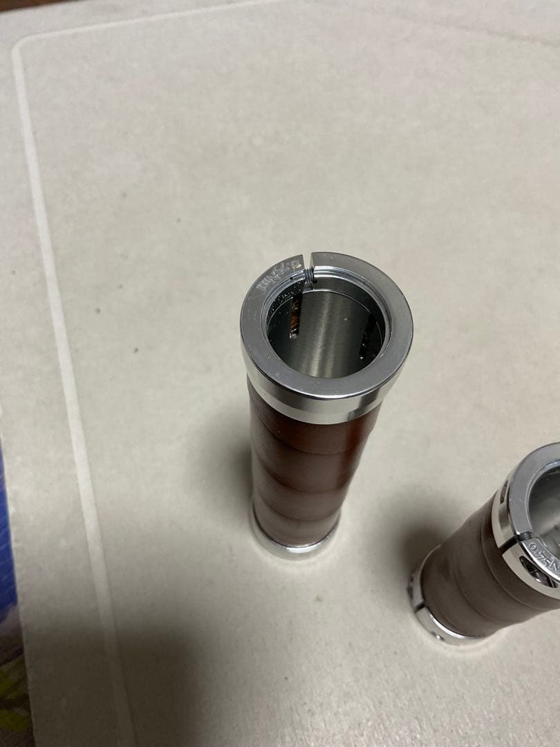 BROOKS ブルックスSlender Leather Grips ハニー