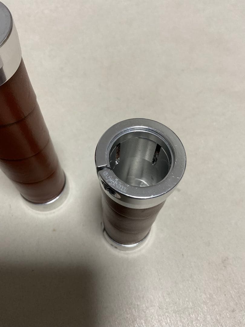 BROOKS ブルックスSlender Leather Grips ハニー