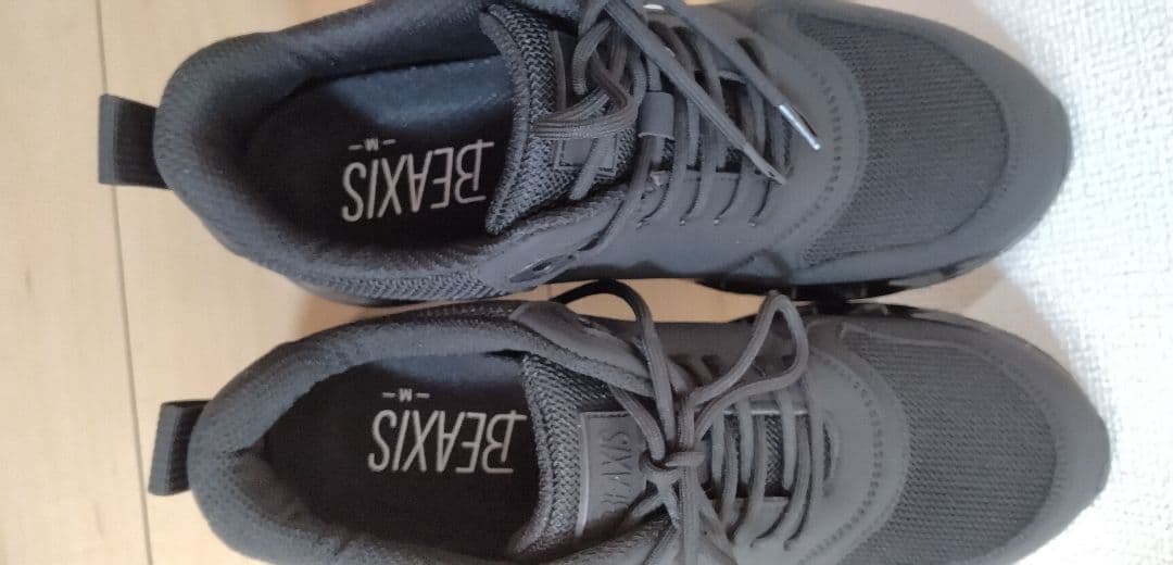 新品　ビーアクシスバランスコアスニーカー3 ブラックM(23.5cm〜24cm)