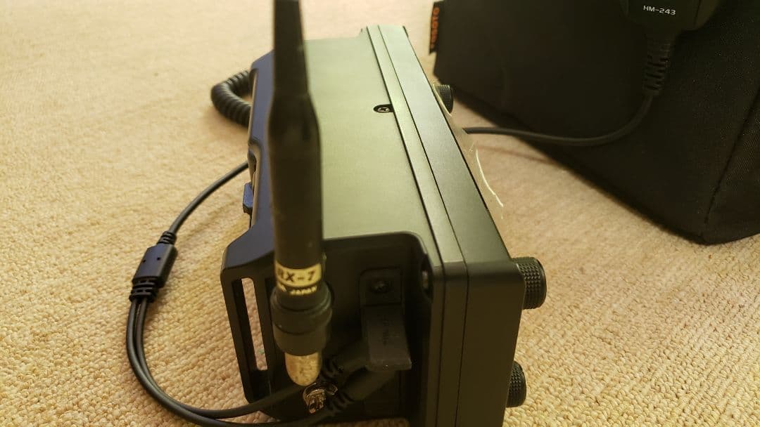 IC-705+RS-BA1 V2 +バック+充電器+ノイズフィルター+アンテナ