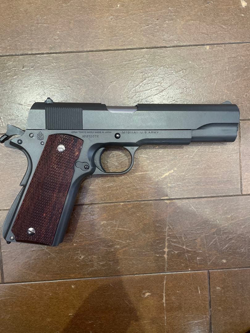 東京マルイ コルトガバメント 木製グリップカスタム マガジン2本付