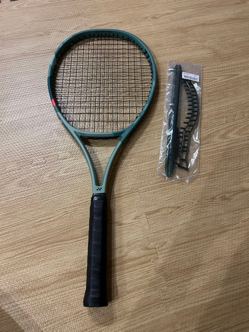 【サム】ヨネックス　パーセプト104 Ｇ3 （新品未使用グロメット付き）