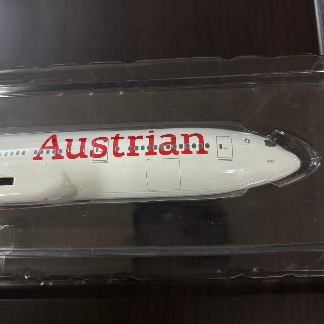 Austrian Boeing 777-200 1/200 オーストラリア航空