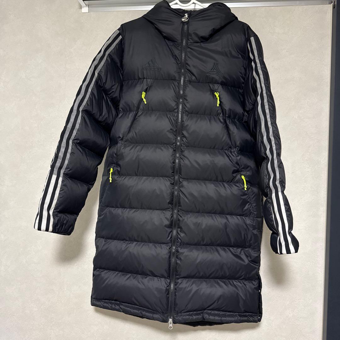 adidas フード付きダウンコート ブラック