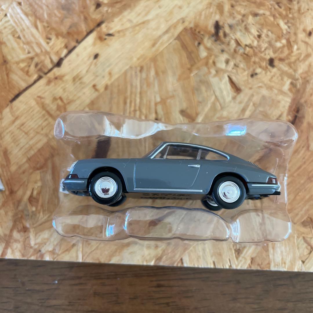 トミカリミテッドヴィンテージ ポルシェ 911 (1964年式)