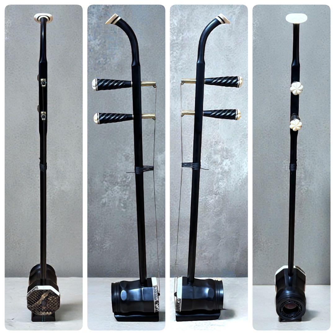 美品✨二胡 木製 蛇皮良好 琴筒内 印あり 弓・ケース（オマケ）付 中国楽器