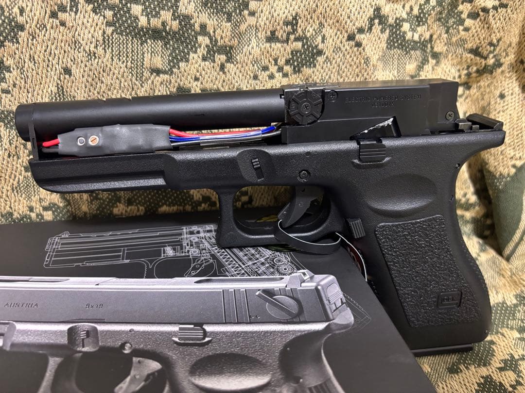 新型逆転防止ラッチ GLOCK18C 電動ハンドガン 東京マルイ グロッグ18