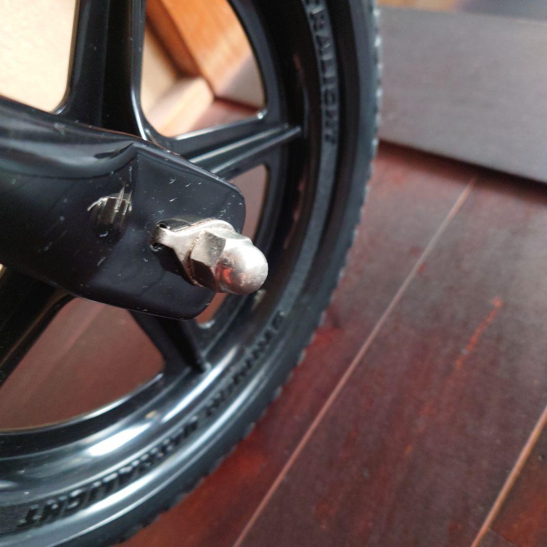 【美品、サビなし、キズ少ない】STRIDER バランスバイク 赤 12インチ