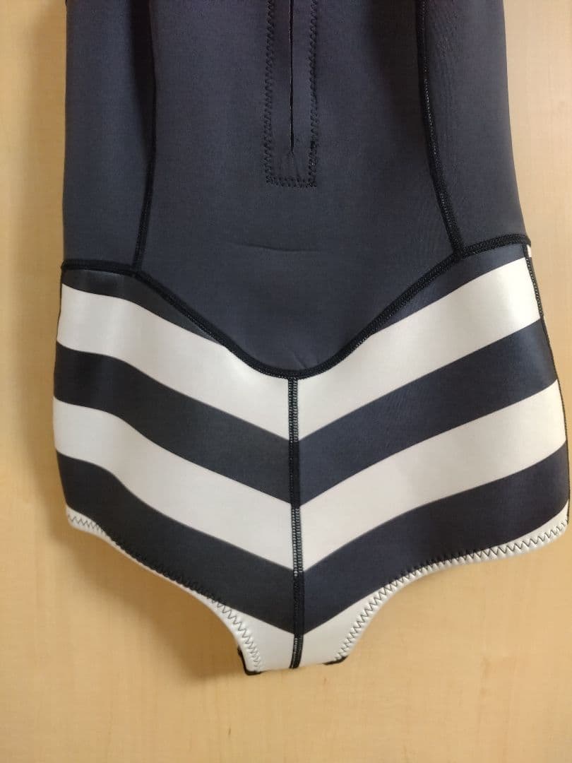 ビラボン　ショートジョン　М