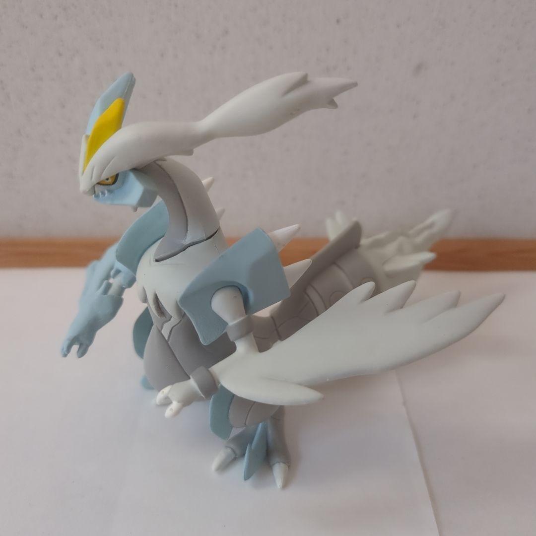 立体ポケモン図鑑　　ホワイトキュレム　★匿名配送★