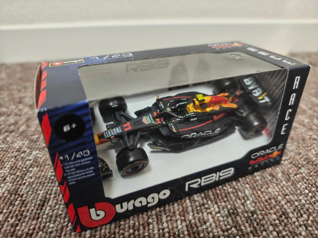burago レッドブルレーシング ミニカー7台セット