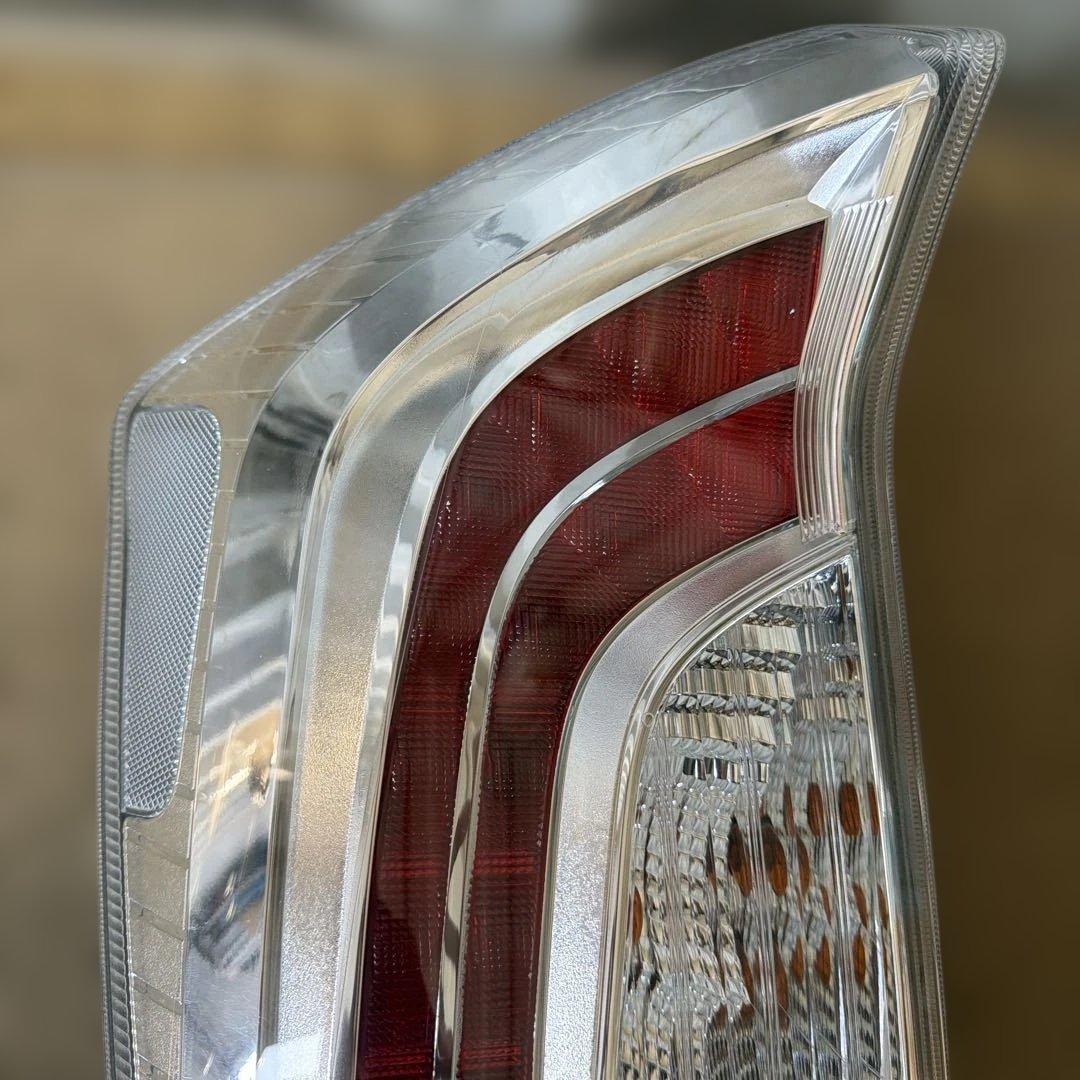プリウス 30系LED 左テールランプ
