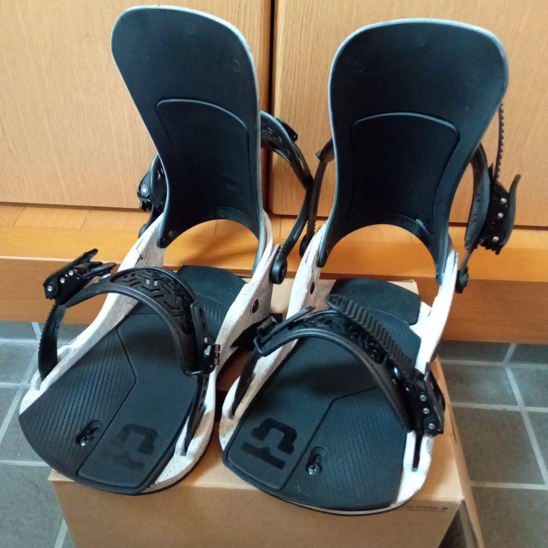 美品:ユニオンスノーボード ビンディング