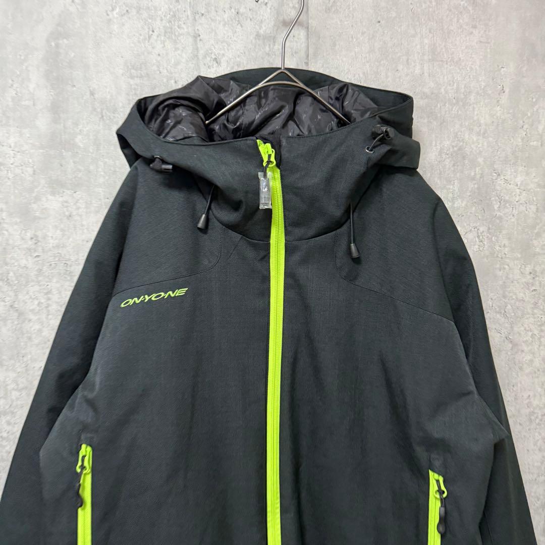 # 未使用　ONYONE オンヨネ　スキーウェア　上下セット