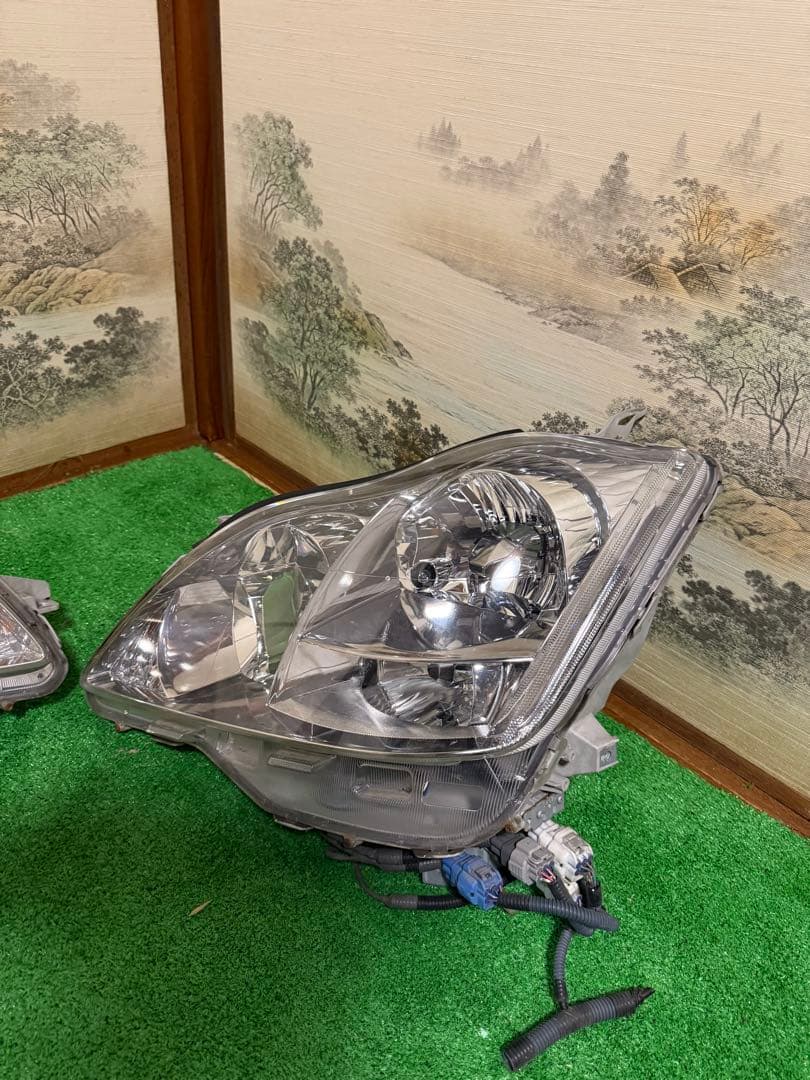トヨタ クラウン GRS184 ヘッドライト STANLEY HID 左右