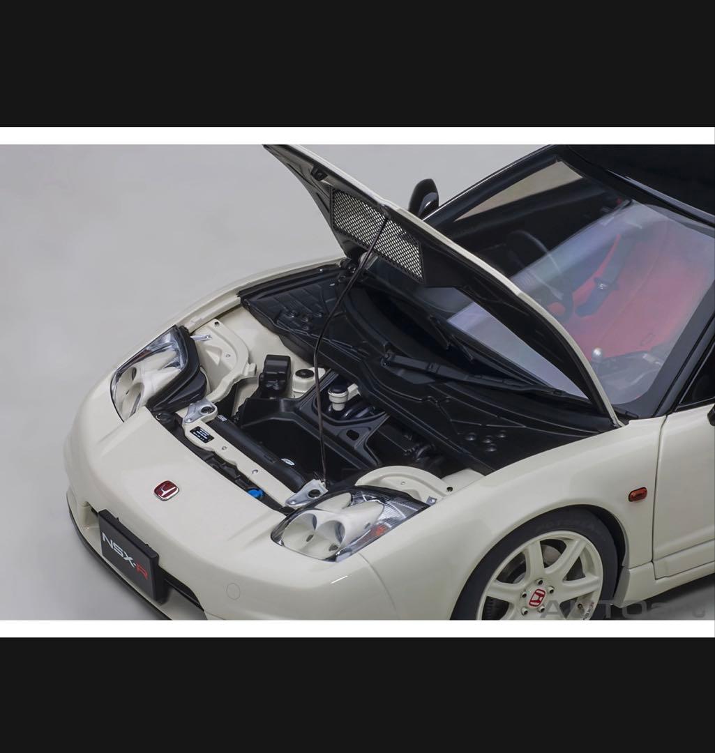 新品未開封 大幅値下げ オートアート1/ 18 ホンダ NSX-Rホワイト