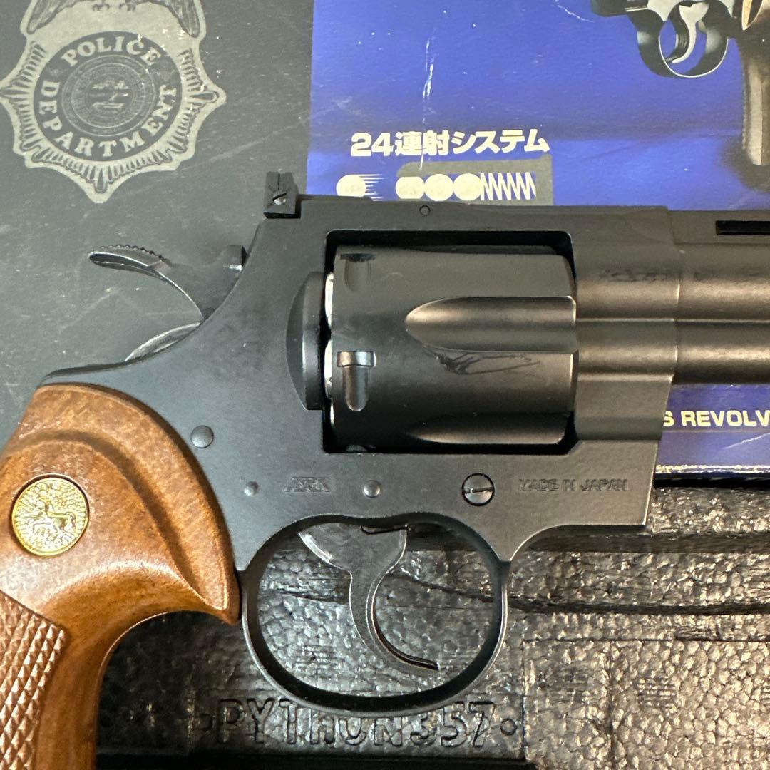 東京マルイ コルトパイソン 357マグナム 6インチ　ガスガン 24連射