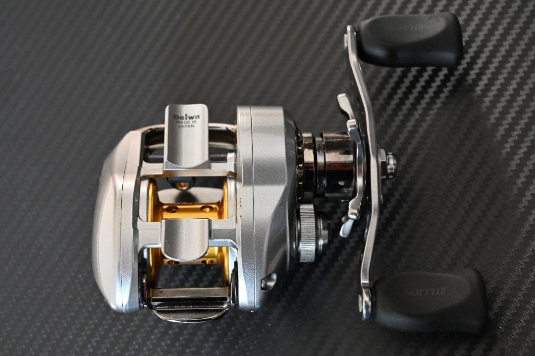 ダイワ TDジリオン 100HL 6.3　中古品です