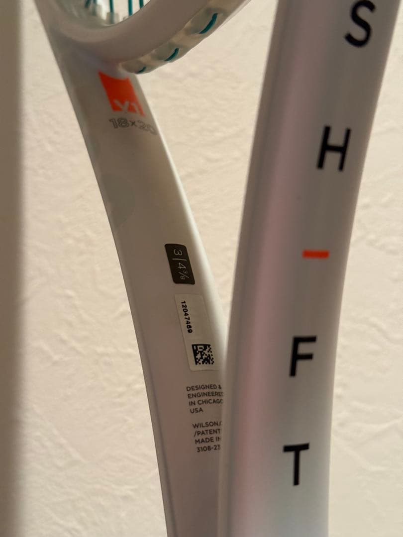 ラケット(硬式用) Wilson SHIFT 99 Pro G3