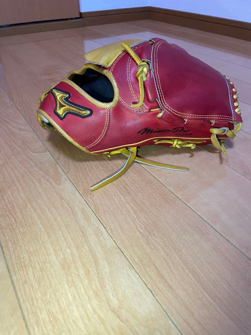 s*a様 ミズノプロ　軟式オーダーグローブ レッド/イエロー