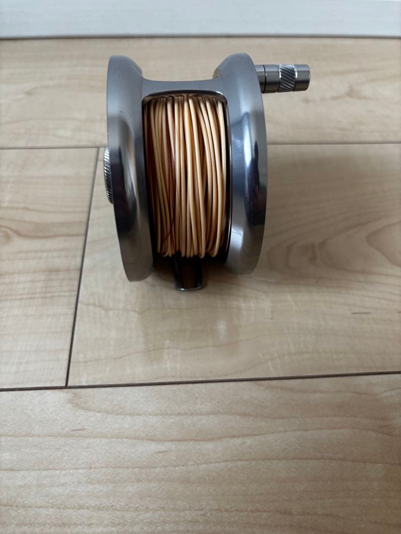 LOOP CLASSIC CR5-8 フライリール