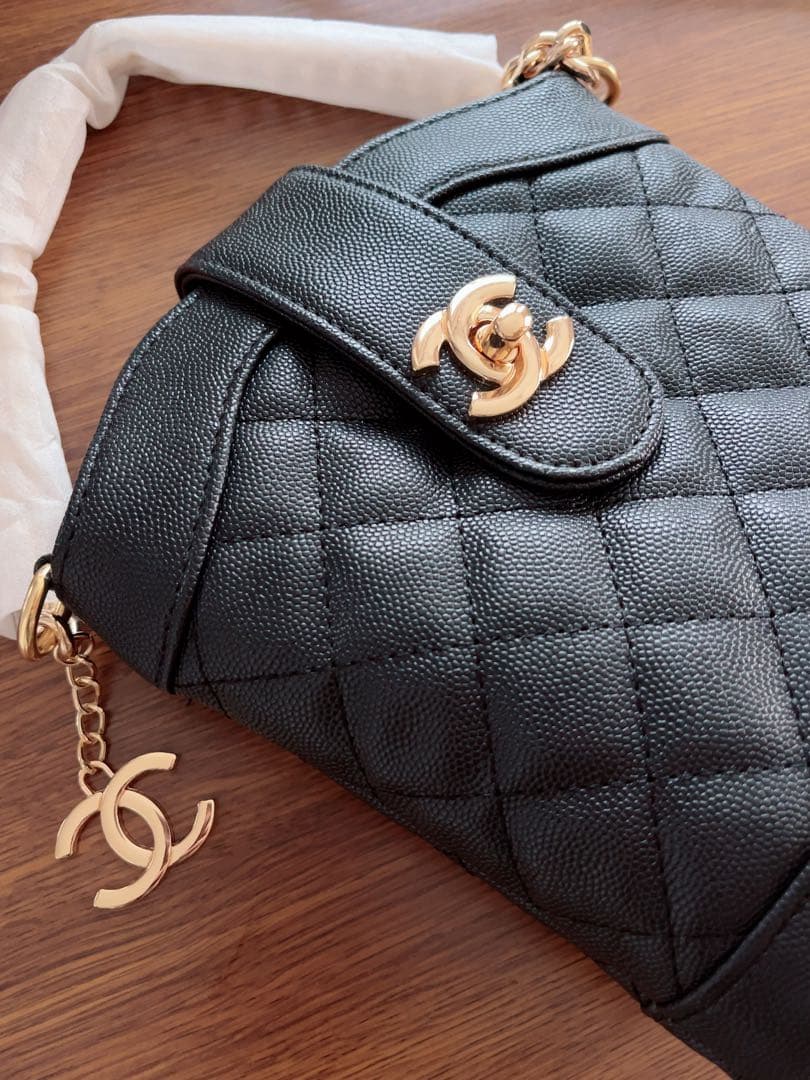 CHANELシャネルショルダーバッグ　ノベルティ