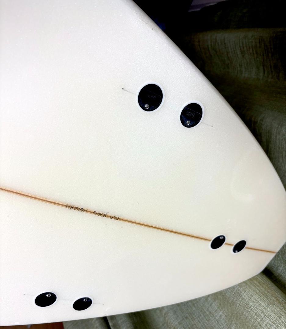 NOBRAND社 ノーブランド社 ミッドレングス 6’10” 41リッター