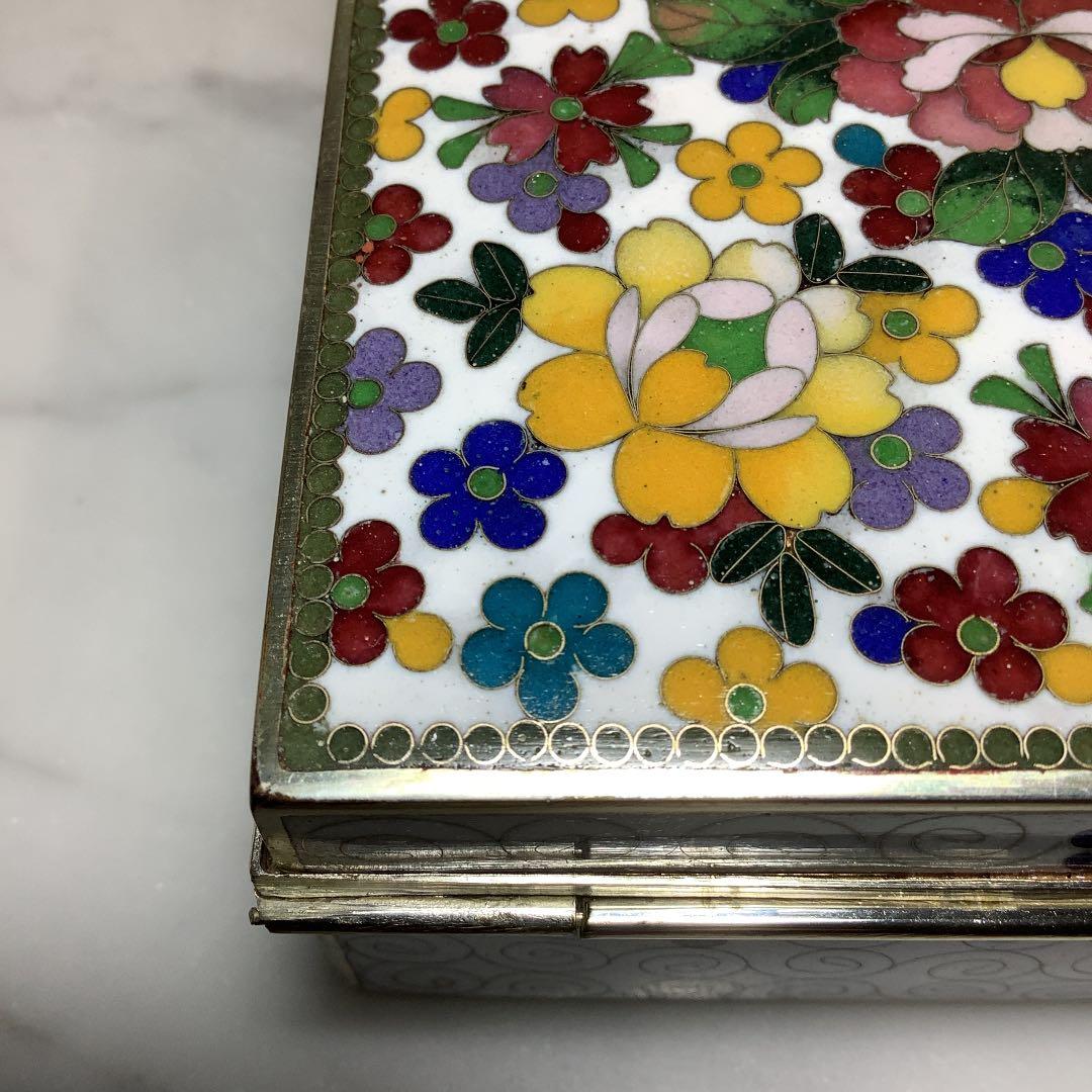 値下げ　七宝焼焼き　宝石箱　白花詰　正方形　桐箱入