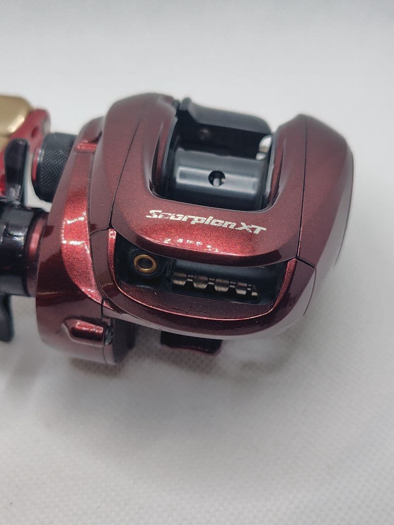 シマノ　ベイトリール　スコーピオンXT1000