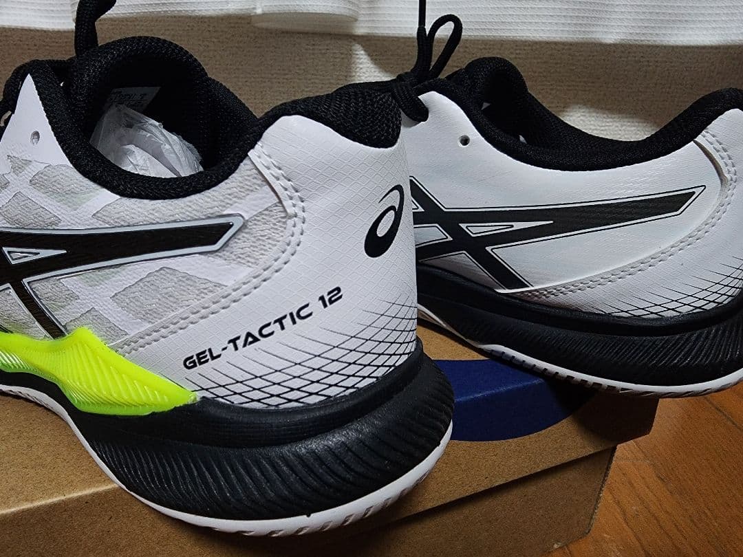 ASICS GEL-TACTIC 12 バレーボールシューズ 23.5cm