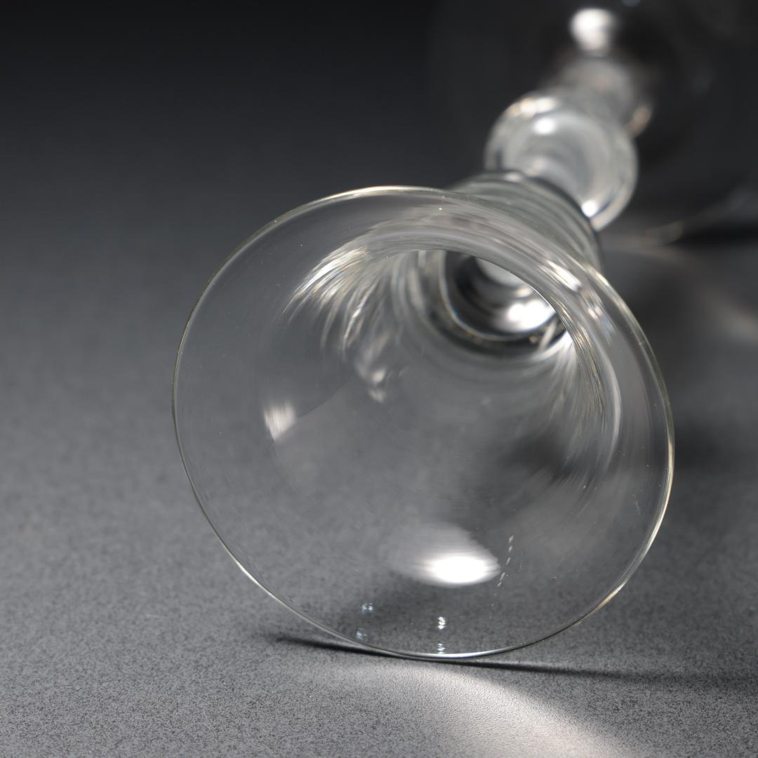 アンティークグラス　オペーク（乳白色）ツイストステム　ゴブレット　R1541ダI