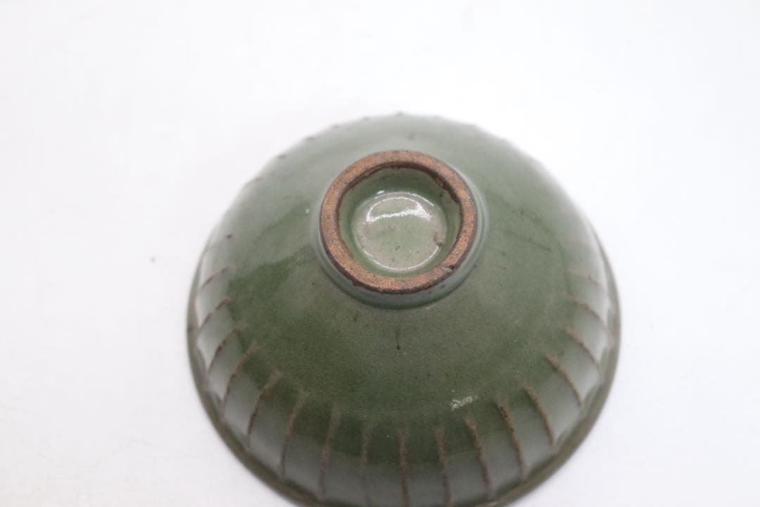 中国　耀州窯　青磁碗　送料込み250807