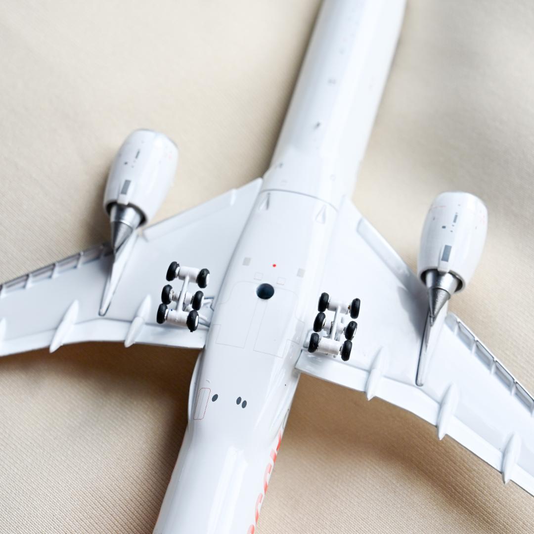 【訳あり】JAL A350-1000 JA02WJ フラップダウン 1/400