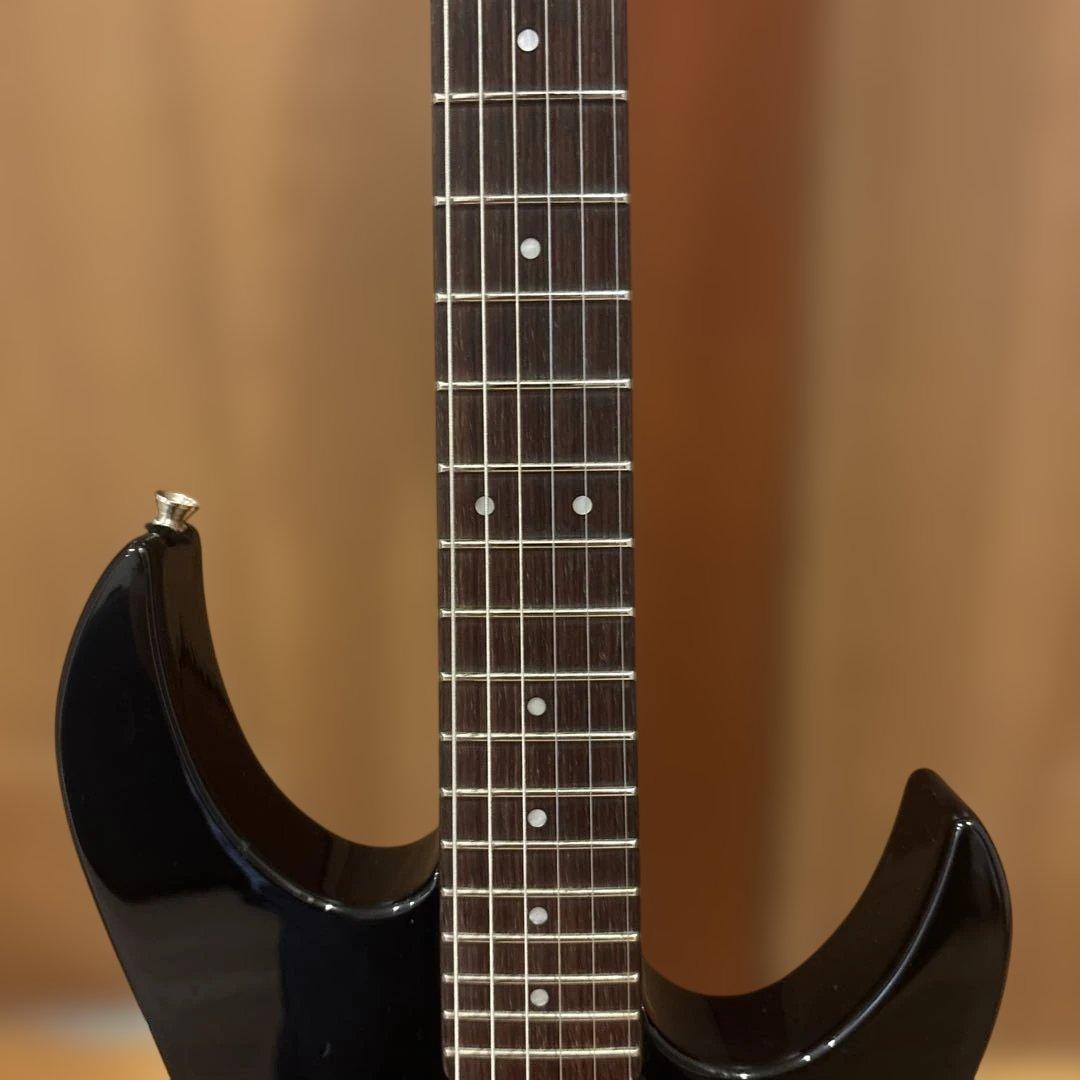 Yamaha RGX 121D ブラック色 トレモロアーム付 新品弦張替済