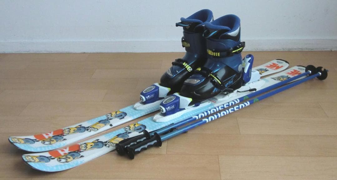 ■■送料無料■子供用スキーフルセット■板116靴22■WAX済■ミニオン■■