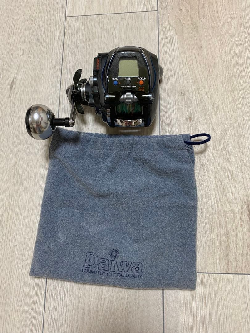 Daiwa 電動リール 収納袋付き　動作未確認です