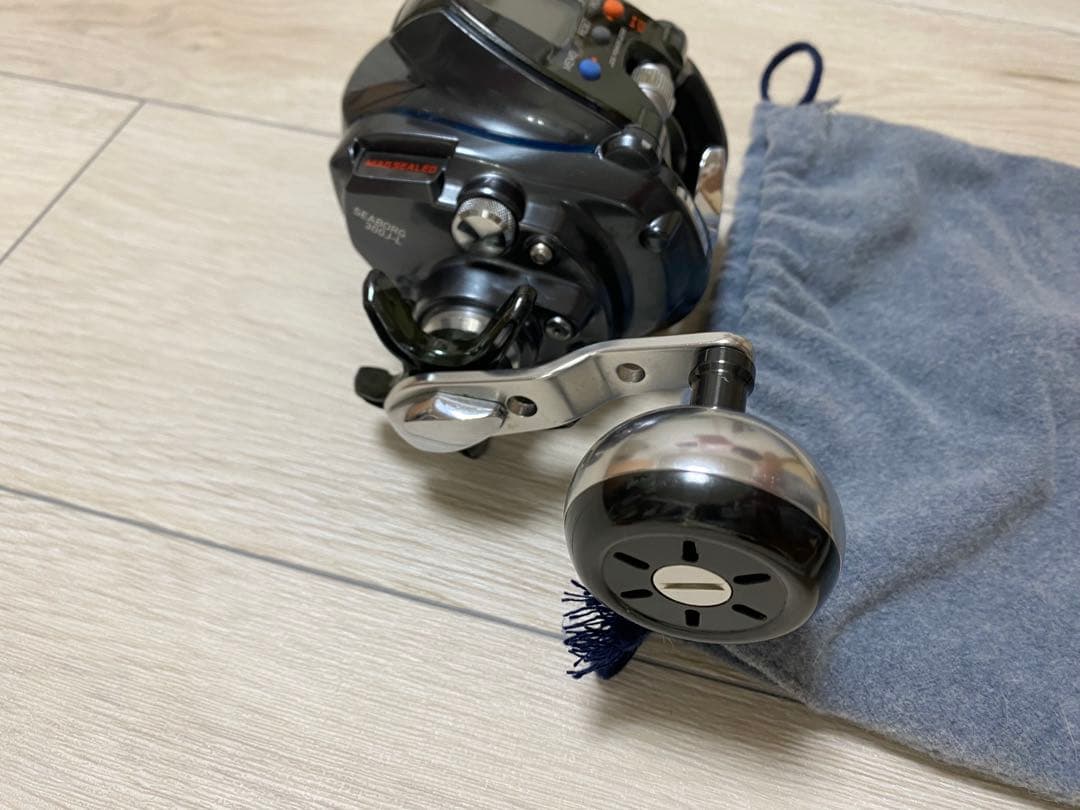 Daiwa 電動リール 収納袋付き　動作未確認です