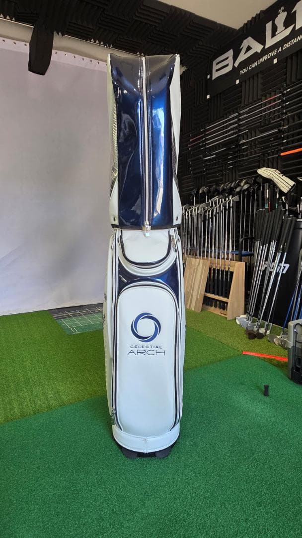 Celestial Arch ツアーキャディバッグ ホワイト